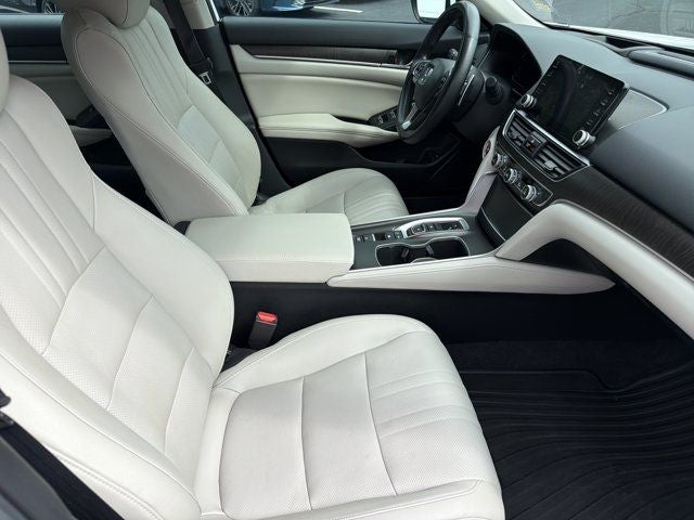 2022 Honda Accord Hybrid Touring