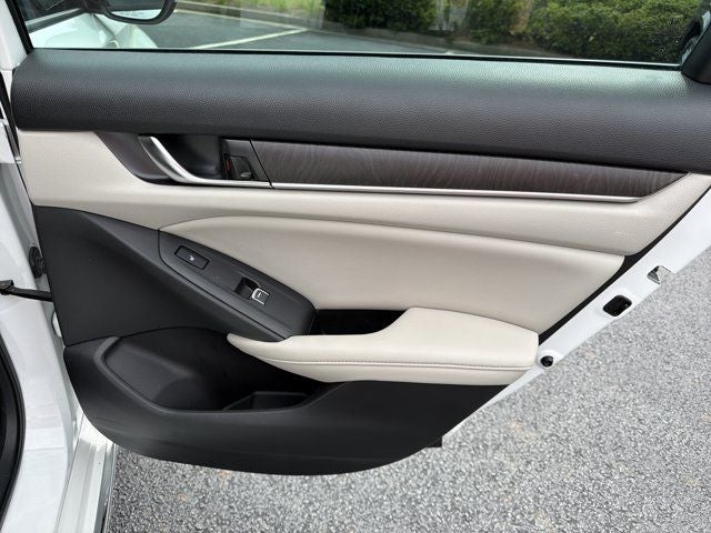 2022 Honda Accord Hybrid Touring