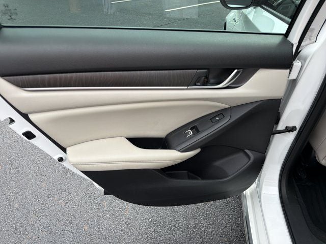 2022 Honda Accord Hybrid Touring