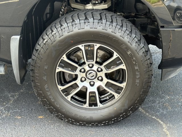 2021 Nissan Titan SV