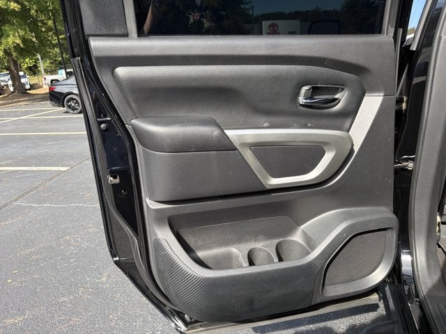 2021 Nissan Titan SV
