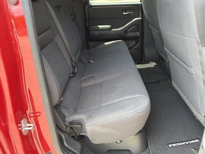 2022 Nissan Frontier SV