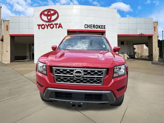 2022 Nissan Frontier SV