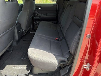 2022 Nissan Frontier SV