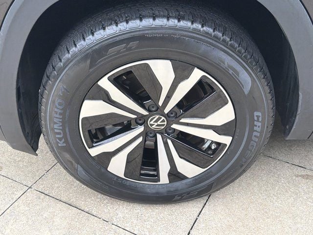 2025 Volkswagen Atlas 2.0T SE