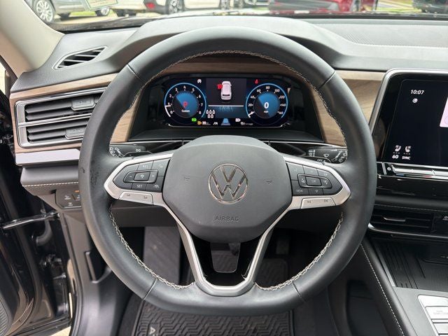 2025 Volkswagen Atlas 2.0T SE