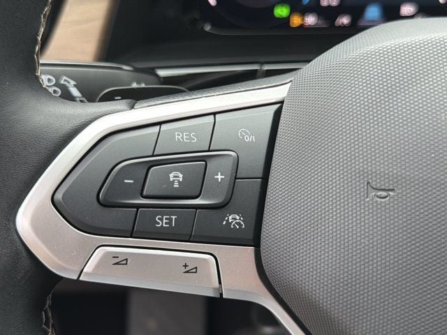 2025 Volkswagen Atlas 2.0T SE