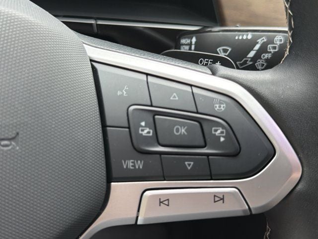 2025 Volkswagen Atlas 2.0T SE