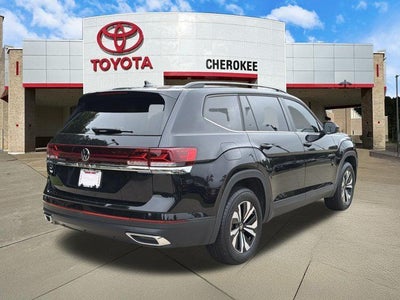 2025 Volkswagen Atlas 2.0T SE