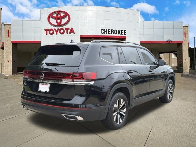 2025 Volkswagen Atlas 2.0T SE