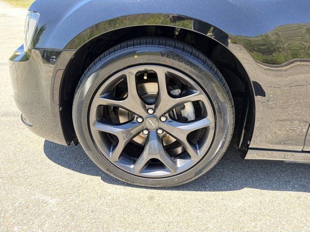 2021 Chrysler 300 S