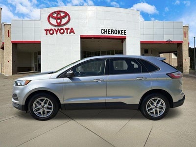 2022 Ford Edge SE