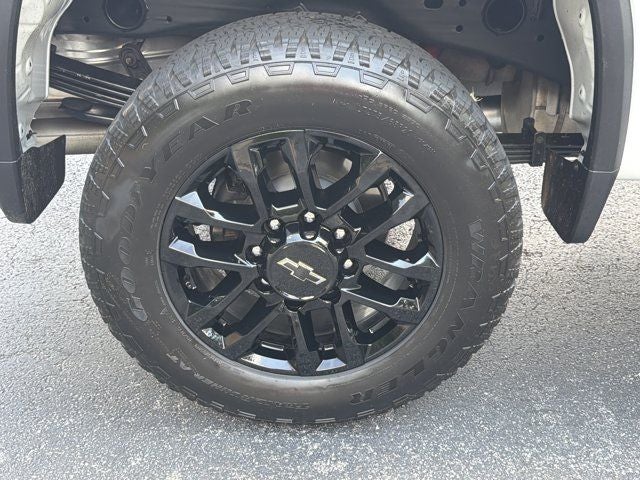 2026 Chevrolet Silverado 2500HD Custom