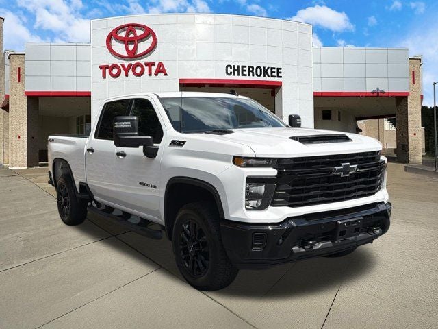 2026 Chevrolet Silverado 2500HD Custom