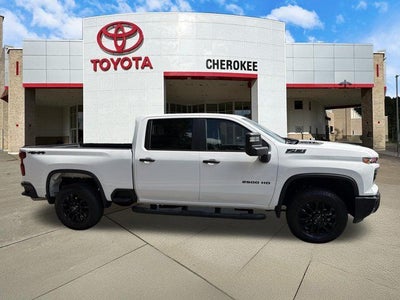 2026 Chevrolet Silverado 2500HD Custom