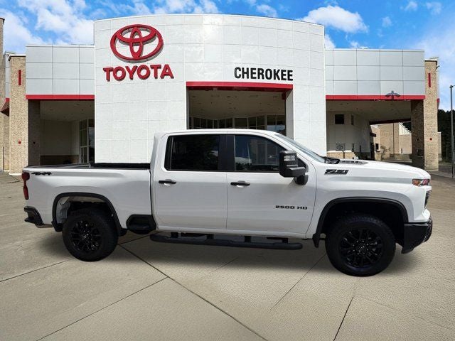 2026 Chevrolet Silverado 2500HD Custom