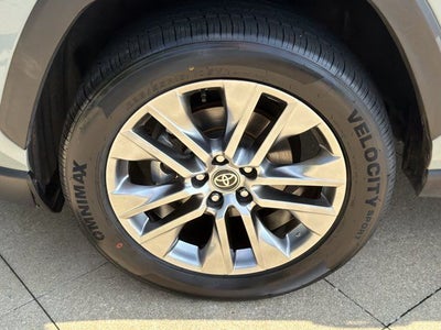 2023 Toyota RAV4 XLE Premium