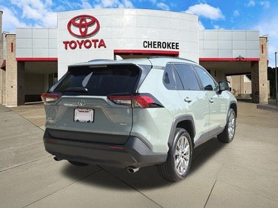 2023 Toyota RAV4 XLE Premium
