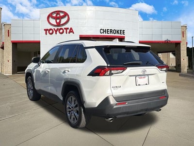 2025 Toyota RAV4 XLE Premium