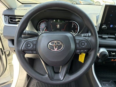 2025 Toyota RAV4 LE