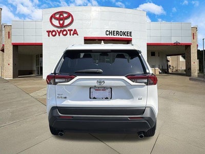2025 Toyota RAV4 LE