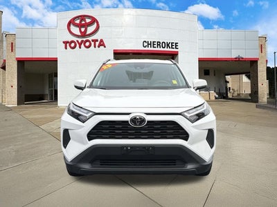 2025 Toyota RAV4 XLE