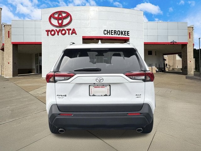 2025 Toyota RAV4 XLE