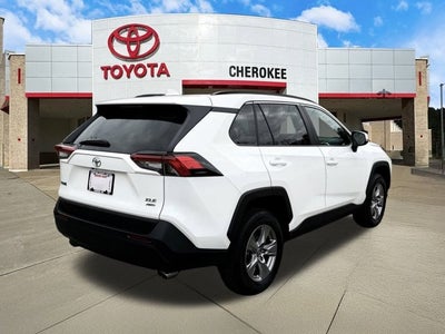 2025 Toyota RAV4 XLE