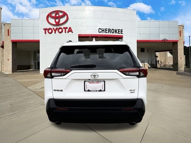 2025 Toyota RAV4 XLE