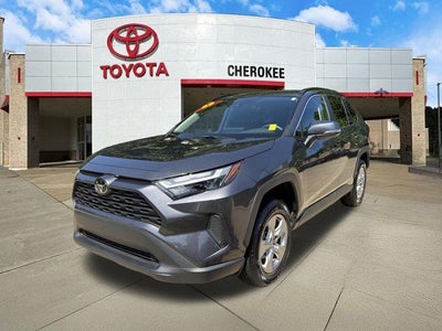 2025 Toyota RAV4 XLE