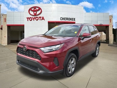 2025 Toyota RAV4 XLE