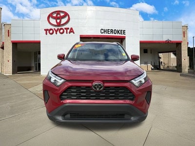 2025 Toyota RAV4 XLE