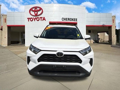 2025 Toyota RAV4 XLE