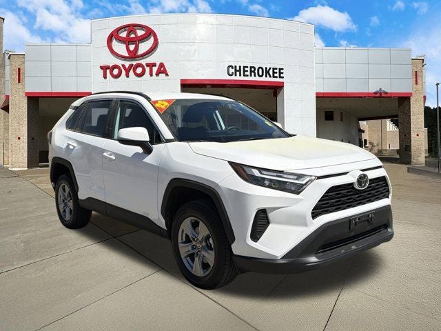 2025 Toyota RAV4 XLE