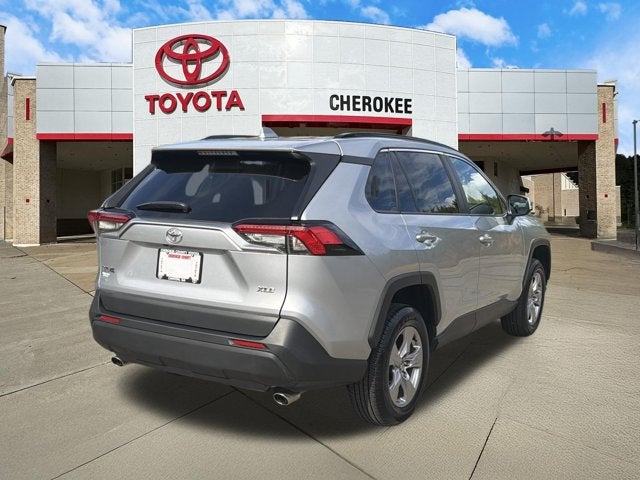 2025 Toyota RAV4 XLE