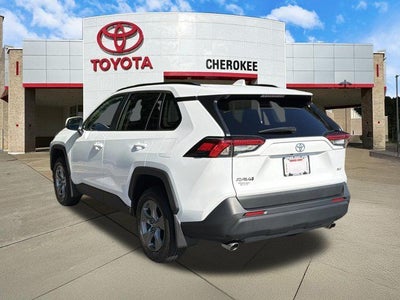 2024 Toyota RAV4 XLE