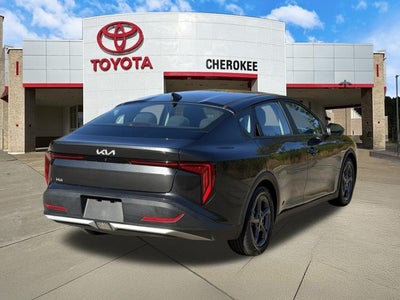 2025 Kia K4 LXS