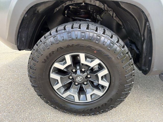 2023 Toyota Tacoma TRD Off-Road V6