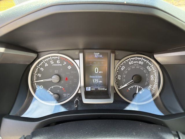 2022 Toyota Tacoma SR5 V6