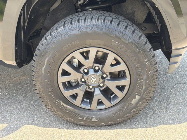 2023 Toyota Tacoma SR5 V6