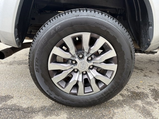 2023 Toyota Tacoma Limited V6