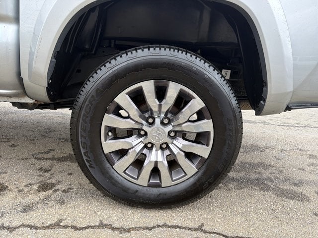 2023 Toyota Tacoma Limited V6