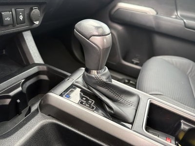 2023 Toyota Tacoma Limited V6