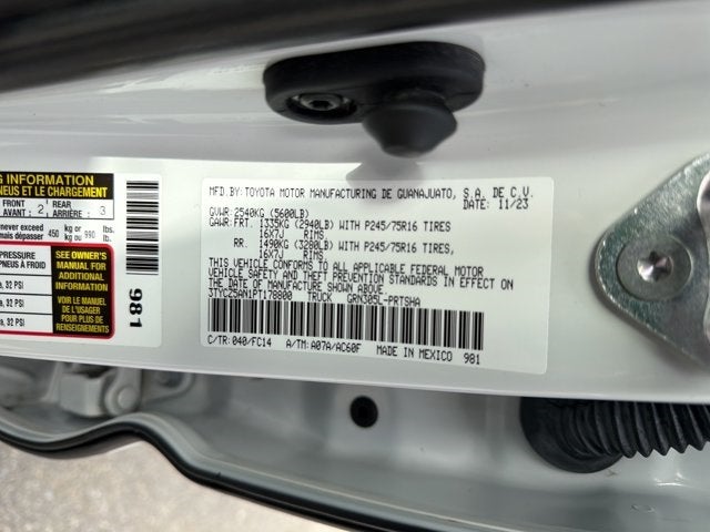 2023 Toyota Tacoma SR5 V6