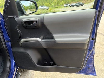 2022 Toyota Tacoma SR5 V6