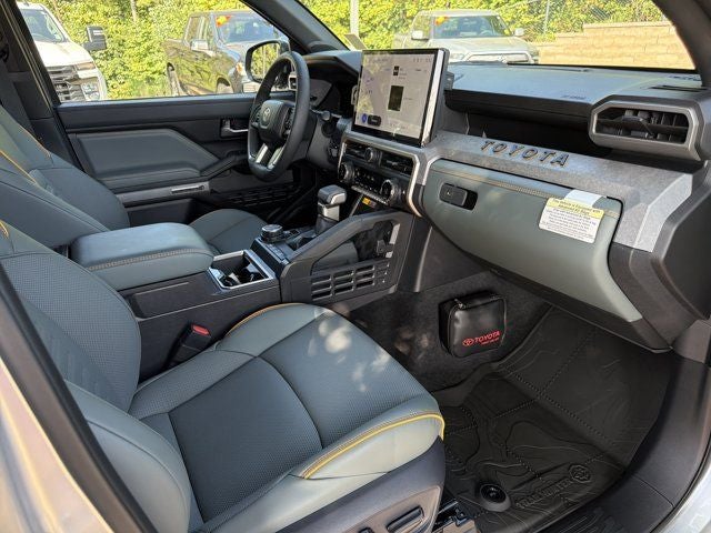 2025 Toyota Tacoma Hybrid Trailhunter