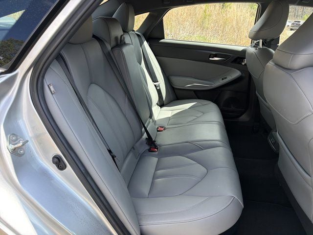 2020 Toyota Avalon Hybrid XLE Plus