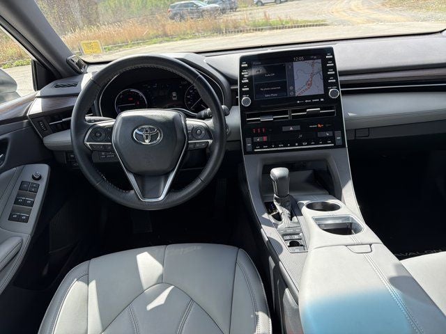 2020 Toyota Avalon Hybrid XLE Plus
