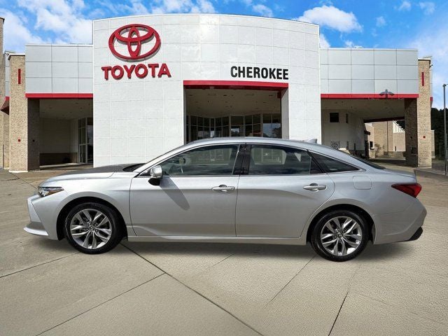 2020 Toyota Avalon Hybrid XLE Plus