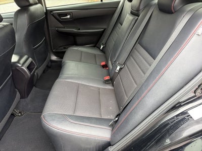 2017 Toyota Camry SE